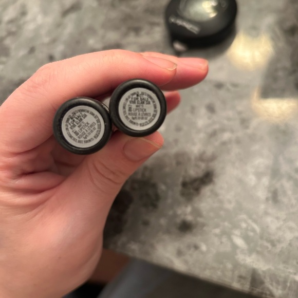 Mac Rare Discontinued Viva Glam Sia - Picture 3 of 3